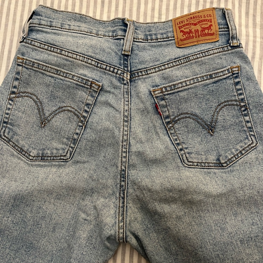 Levi's The Wedgie Straight Jeans - Distressed
